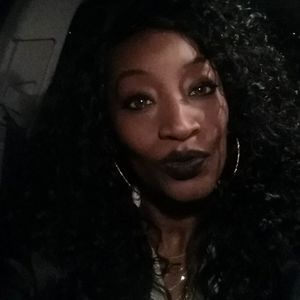 Meet your Posher, Tonicka